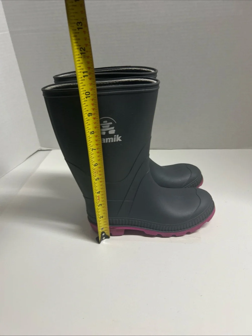 Kamik Kid’s Rubber Rain Boots Girls Waterproof Pink / Gray Size 3